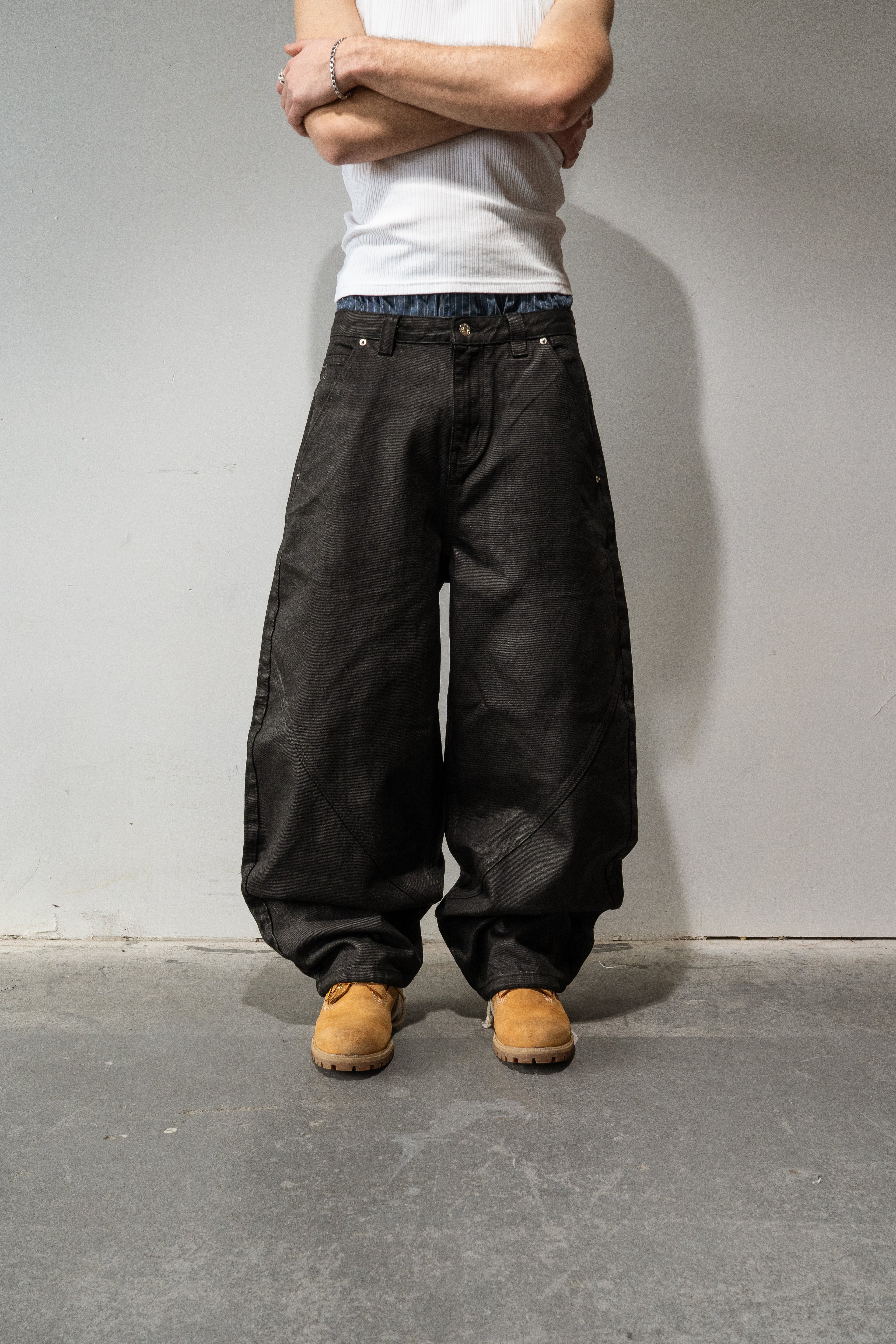 Black Waxed Baggy Denim Gone
