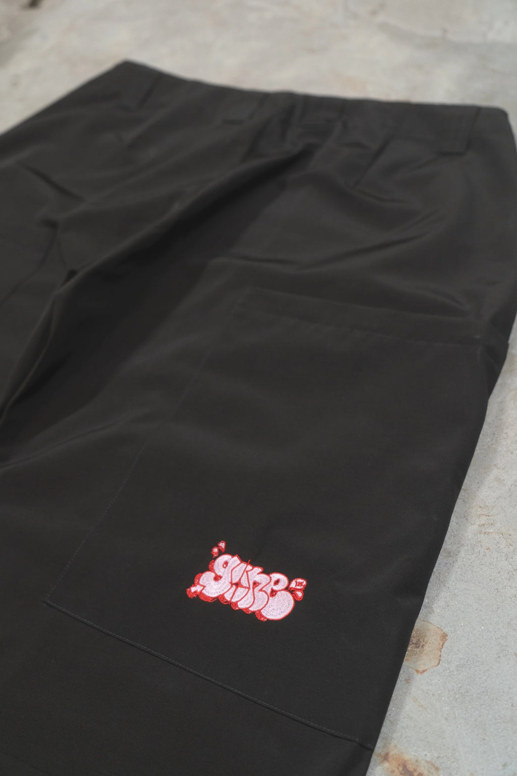 gone snowpants brown