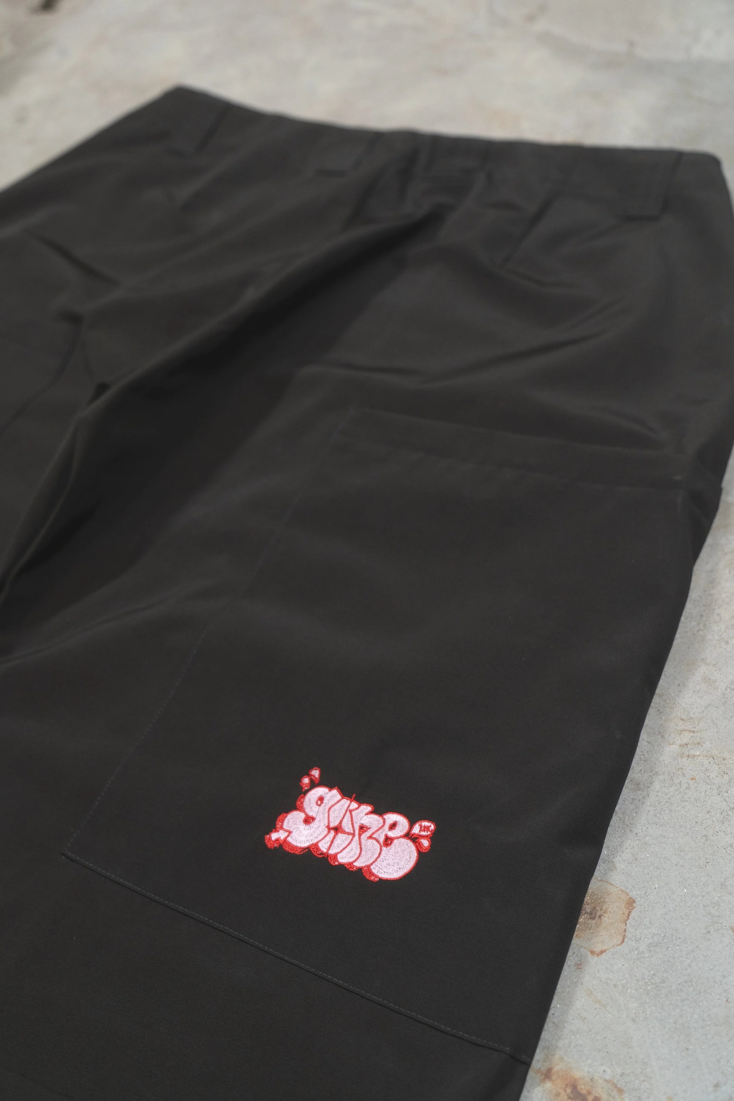 gone snowpants brown